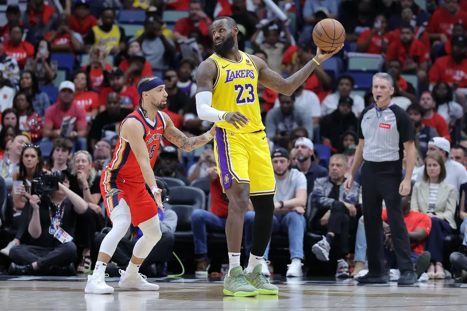 Lakers Claw Back Against Pelicans and Earn Playoff